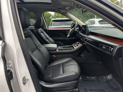 Certified 2024 Lincoln Aviator Reserve w/ Elements Package Plus AWD/4WD image 34