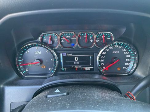 Used 2018 Chevrolet Silverado 1500 LT w/ All Star Edition AWD/4WD image 15