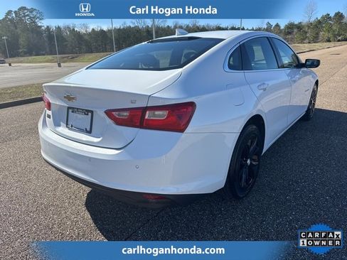 Used 2024 Chevrolet Malibu LT image 3