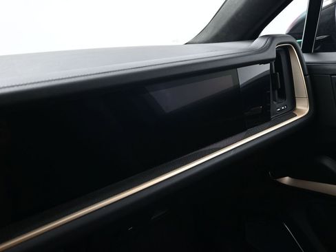 Certified 2024 Porsche Cayenne Turbo GT image 23