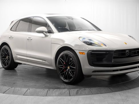 Used 2023 Porsche Macan GTS w/ Premium Package Plus AWD/4WD image 9
