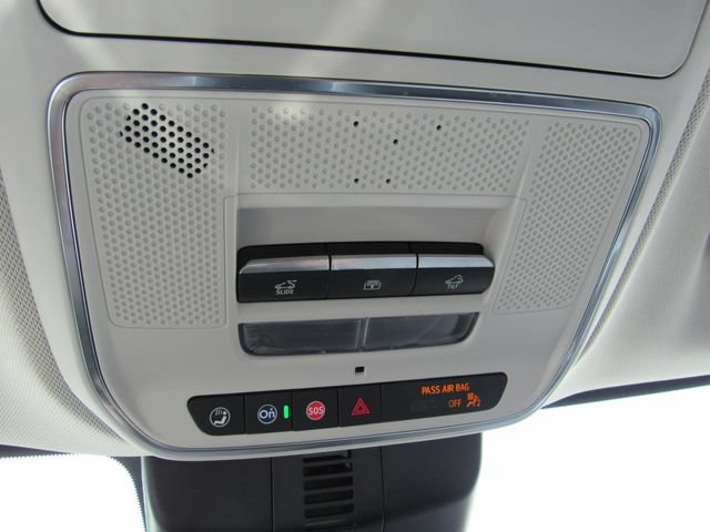 Used 2024 GMC Acadia Denali w/ Super Cruise Package FWD image 25