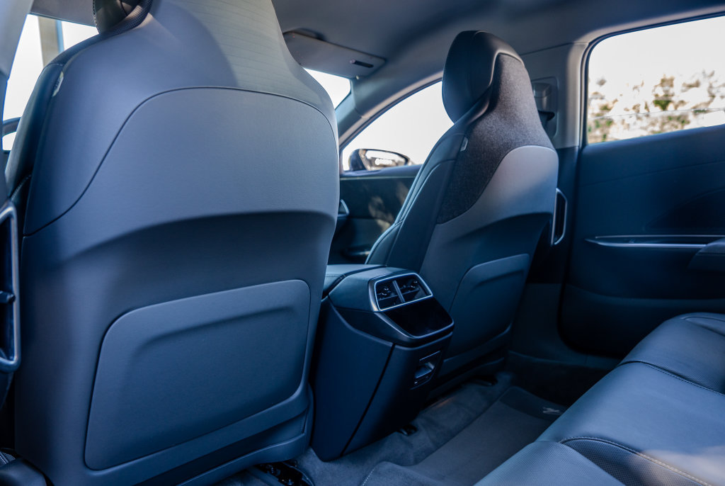 Used 2025 Lucid Air Pure RWD image 20