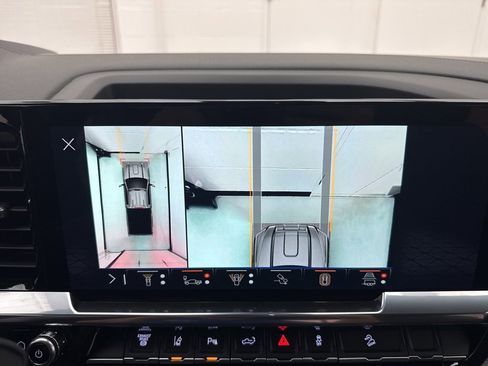 New 2026 GMC Sierra 2500 SLT w/ SLT Premium Package image 37