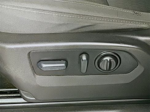 Used 2021 Chevrolet Silverado 1500 RST image 21