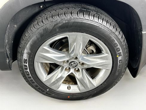 Used 2018 Toyota Highlander Limited image 11