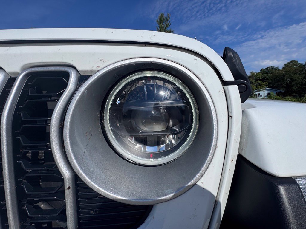 Used 2024 Jeep Wrangler Unlimited Sahara AWD/4WD image 15