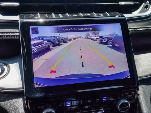 Certified 2022 Jeep Grand Cherokee L Overland w/ Luxury Tech Group IV image 22