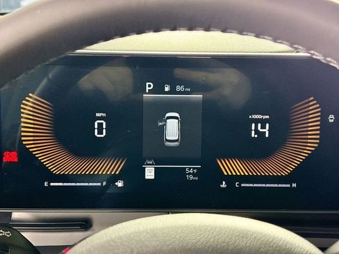 New 2026 Kia Carnival LXS image 14