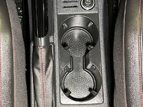 Used 2019 Volkswagen GTI SE FWD image 33