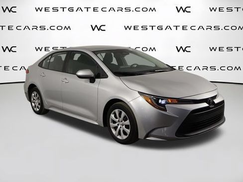 Used 2024 Toyota Corolla LE FWD image 39