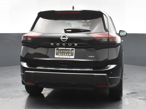 New 2026 Nissan Rogue SV w/ Cold Weather Package image 26