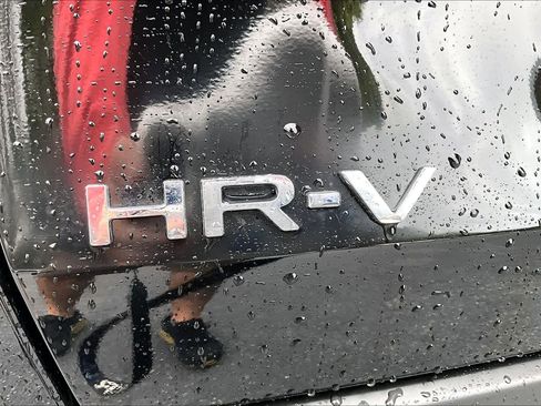 New 2026 Honda HR-V LX image 8