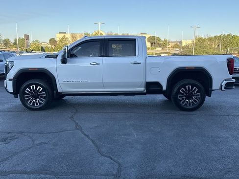 Used 2024 GMC Sierra 2500 Denali Ultimate image 12