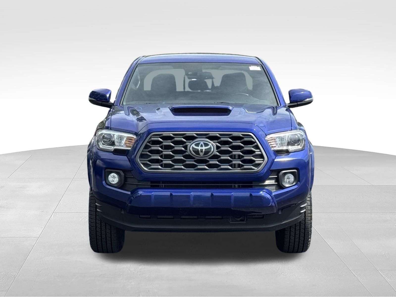 Used 2022 Toyota Tacoma TRD Sport AWD/4WD image 11
