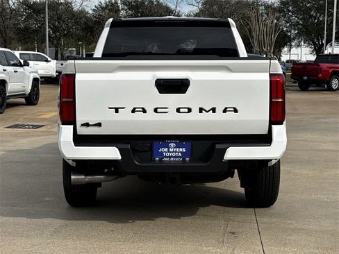 New 2026 Toyota Tacoma SR5 image 8
