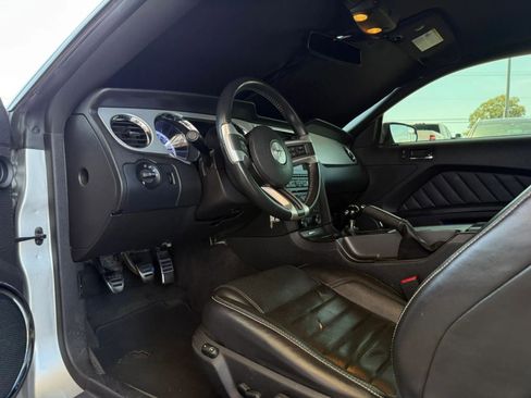 Used 2013 Ford Mustang GT Premium w/ Brembo Brake Pkg image 37