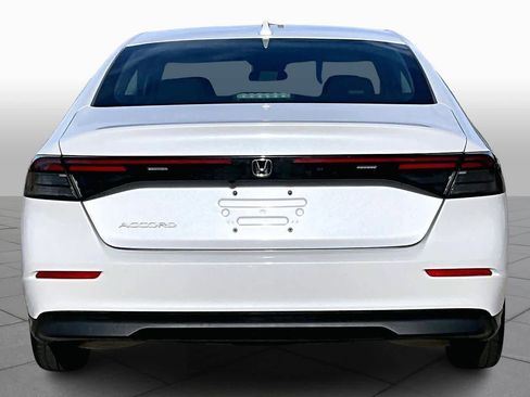 Used 2023 Honda Accord LX image 4