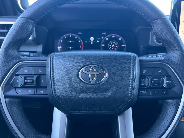 Used 2026 Toyota 4Runner Limited AWD/4WD image 25