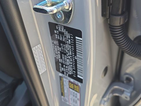 New 2026 Kia EV6 Light RWD image 32