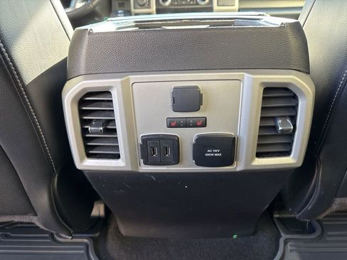 Used 2020 Ford F150 Lariat w/ Equipment Group 502A Luxury image 15