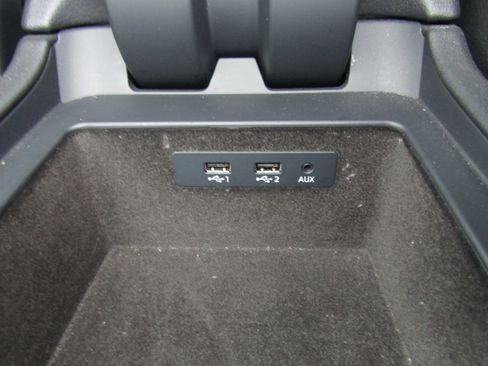 Used 2017 Audi Q7 3.0T Premium Plus w/ Premium Plus Package image 43