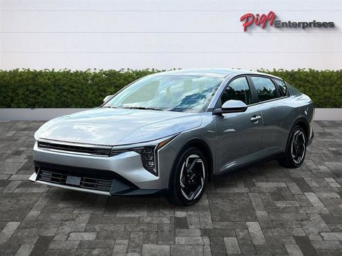 Used 2025 Kia K4 EX FWD image 4