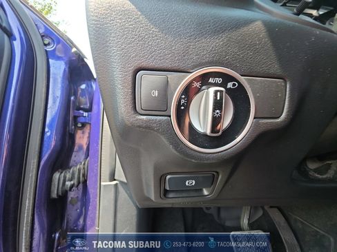 Used 2017 INFINITI QX30 FWD image 25