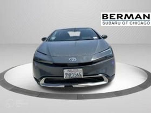 Used 2023 Toyota Prius Prime Premium FWD image 2