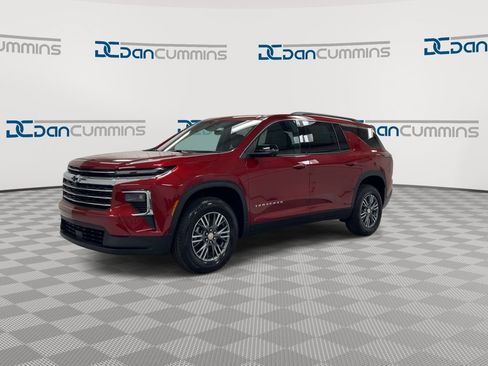 New 2026 Chevrolet Traverse LT w/ Driver Confidence Package AWD/4WD image 4