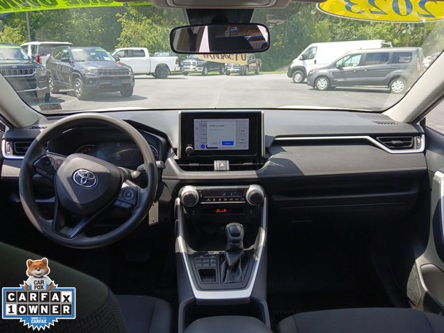 Used 2023 Toyota RAV4 LE AWD/4WD image 15