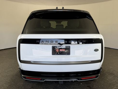 Used 2023 Land Rover Range Rover SE AWD/4WD image 6