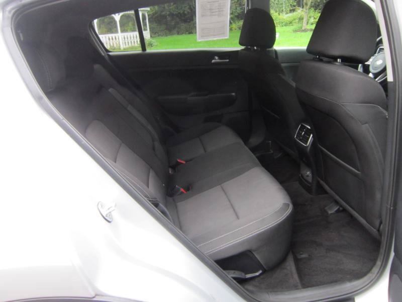 Used 2020 Kia Sportage LX AWD/4WD image 15