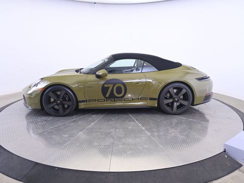 Used 2026 Porsche 911 Carrera GTS RWD image 12