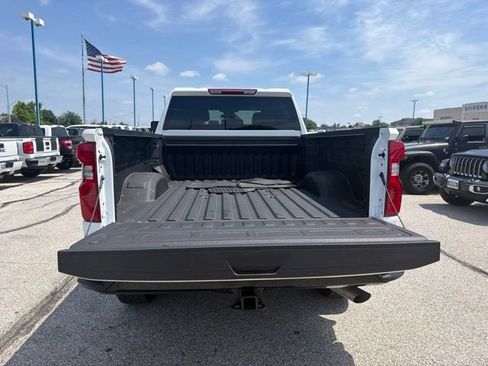 Used 2026 Chevrolet Silverado 2500 Custom w/ Custom Value Package AWD/4WD image 15