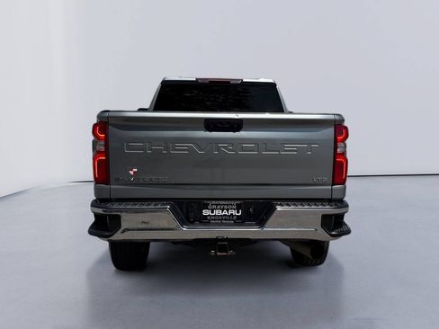 Used 2024 Chevrolet Silverado 2500 LTZ AWD/4WD image 4