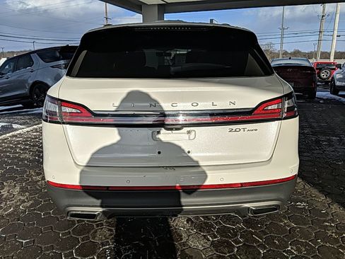 Used 2020 Lincoln Nautilus Reserve image 6