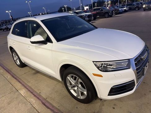 Used 2018 Audi Q5 Premium image 2