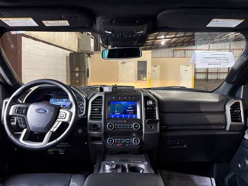 Used 2021 Ford Expedition Max XLT RWD image 26