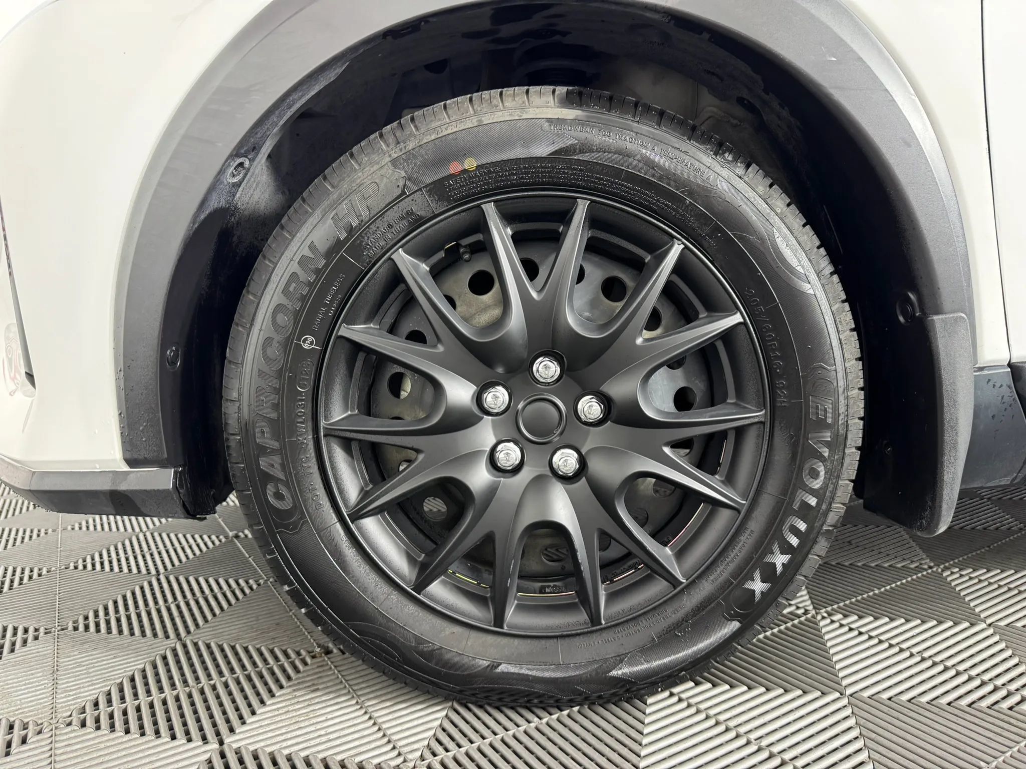 Used 2021 Nissan Kicks S FWD image 40