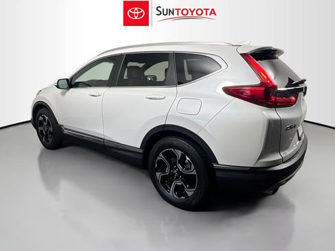 Used 2019 Honda CR-V Touring image 4