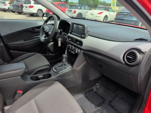 Used 2020 Hyundai Kona SE FWD image 24