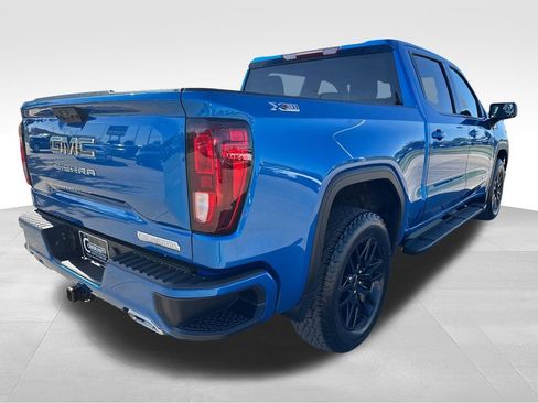 Certified 2023 GMC Sierra 1500 Elevation w/ LPO, Elevation Black Package AWD/4WD image 7