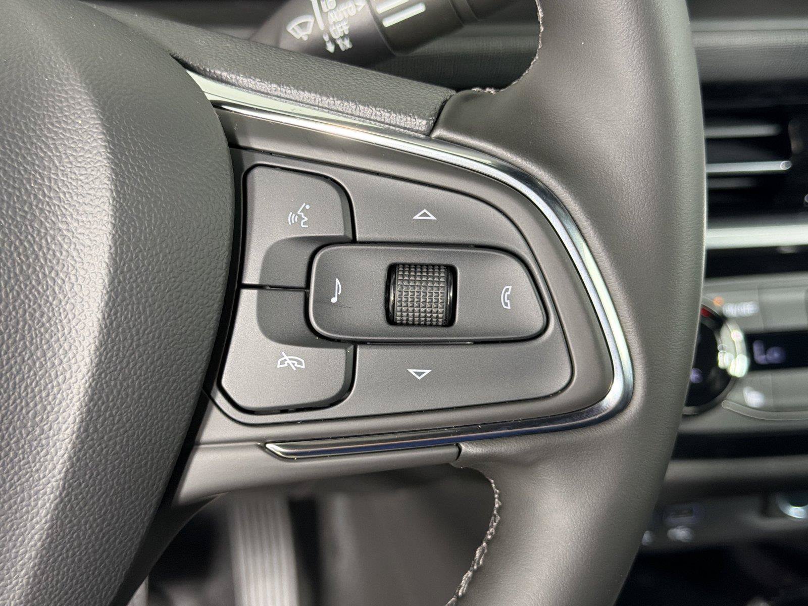 New 2026 Buick Envista Sport Touring w/ Convenience I Package FWD image 25