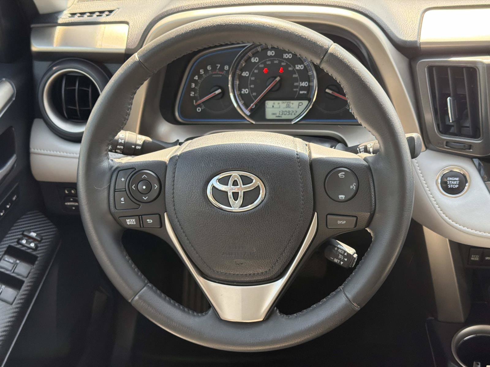 Used 2013 Toyota RAV4 Limited AWD/4WD image 24