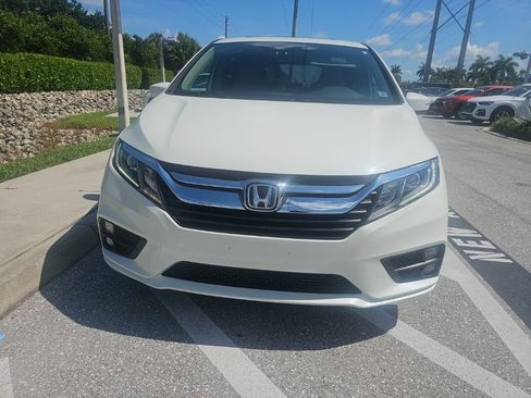 Used 2019 Honda Odyssey EX-L image 2