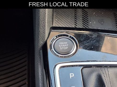 Used 2025 Kia Sportage EX FWD image 15