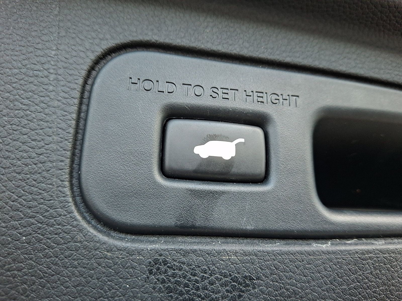 Used 2023 Honda Pilot TrailSport image 29