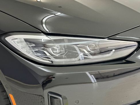 Certified 2023 BMW i4 eDrive35 image 10