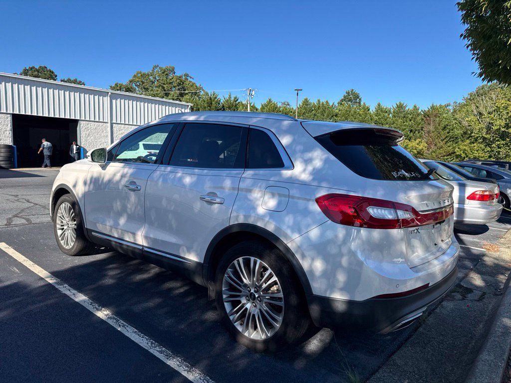 Used 2018 Lincoln MKX Reserve w/ Lincoln MKX Climate Package FWD image 4